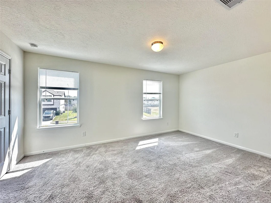 Photo of 5510 Eagle Sky Boulevard