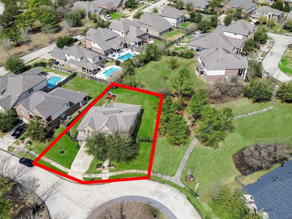 Photo of 19530 Crescent Meadow Drive