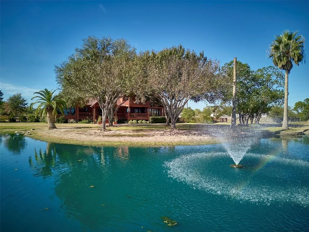 Photo of 5140 Baker Road