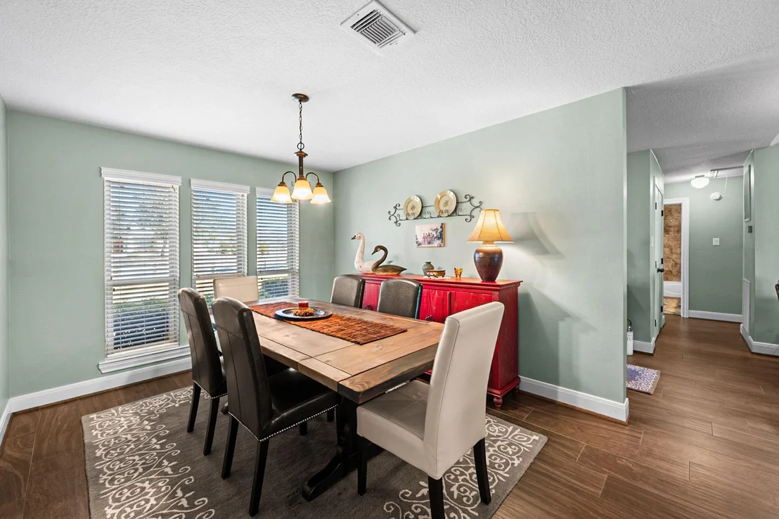Photo of 26253 Sharp Road