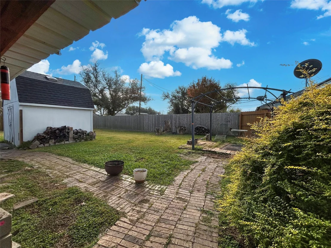 Photo of 6132 Fox Ridge Drive