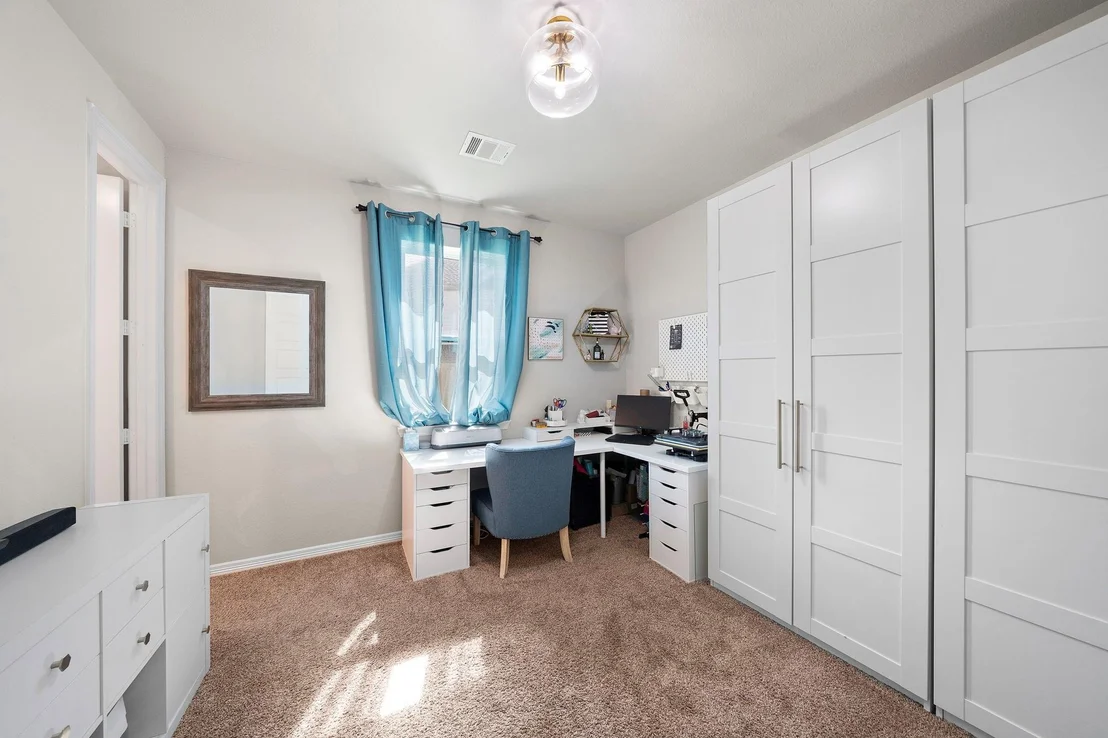 Photo of 10927 Crestwood Point Circle