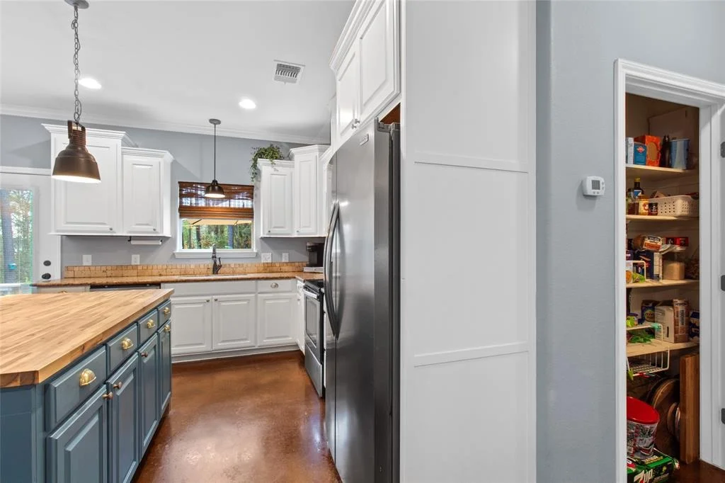 Photo of 180 Breezeway Drive