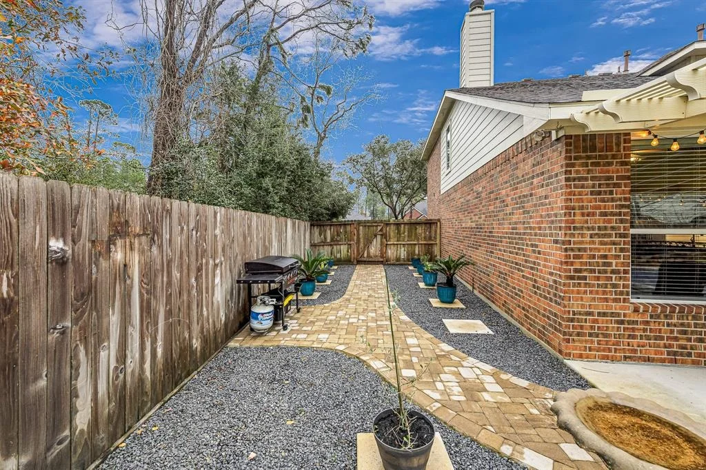 Photo of 6510 Pinebrook Bridge Lane