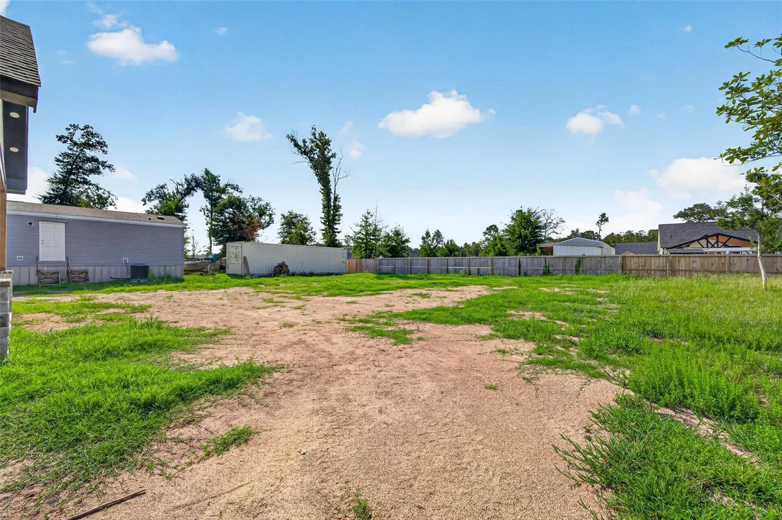 Photo of 1022 Exotic Pine Drive