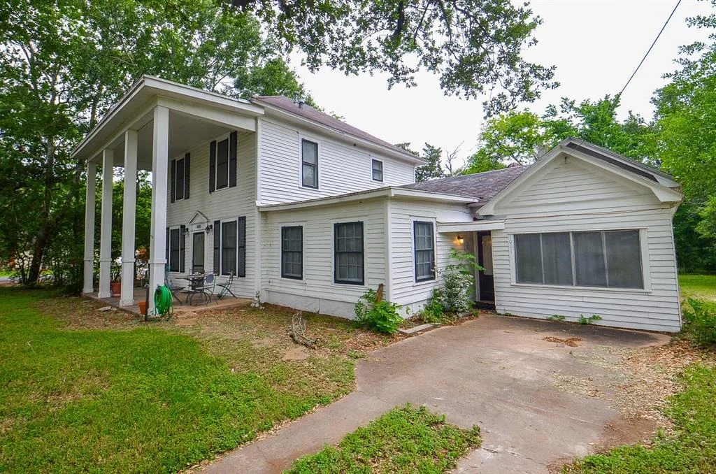 Photo of 1001 Divide Street