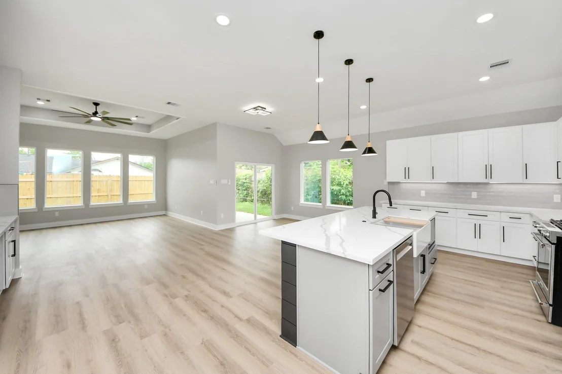 Photo of 3304 Bond Street
