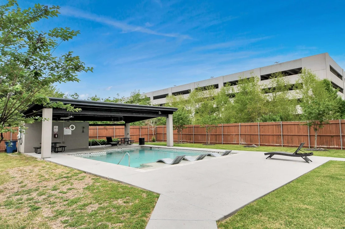 Photo of 18527 Centro Row