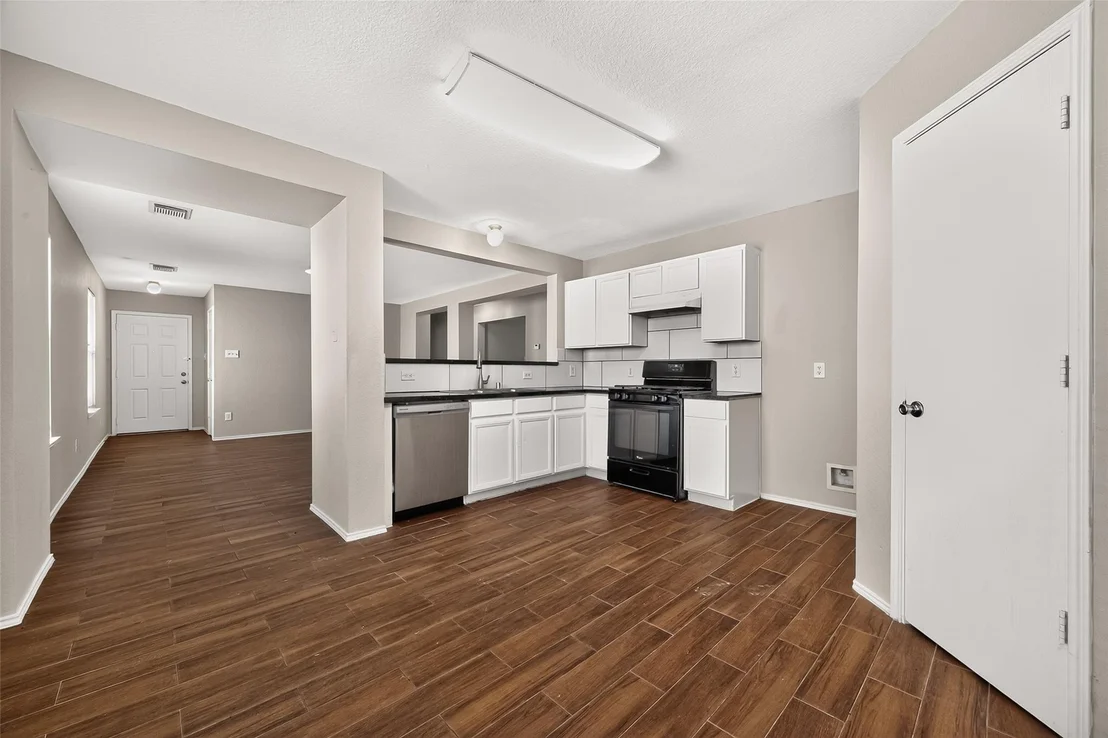 Photo of 12926 Valleygate Lane
