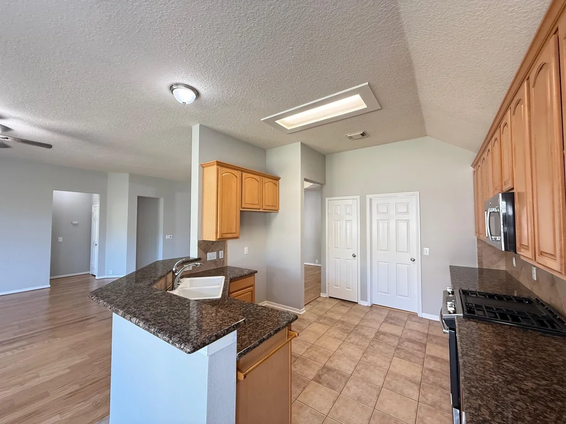 Photo of 7411 Maple Run Drive