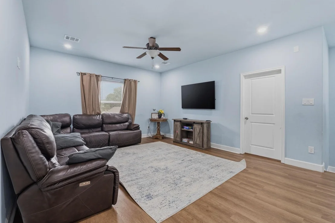 Photo of 403 Laurel Timbers Drive