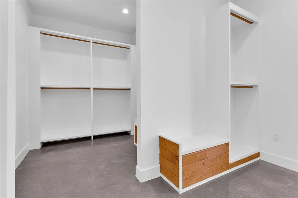 Photo of 80 Quiet Springs Trail