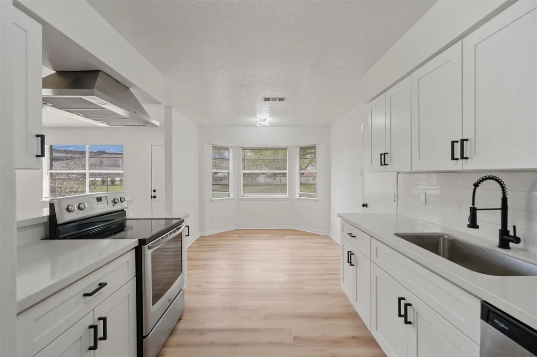 Photo of 601 Midway Drive