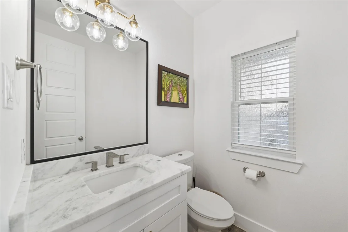 Photo of 203 Hampton Glen Road