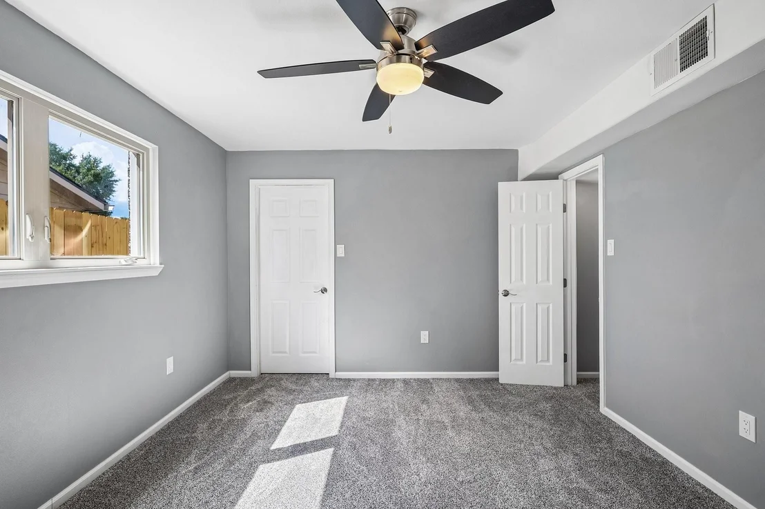 Photo of 11026 Green Arbor Drive