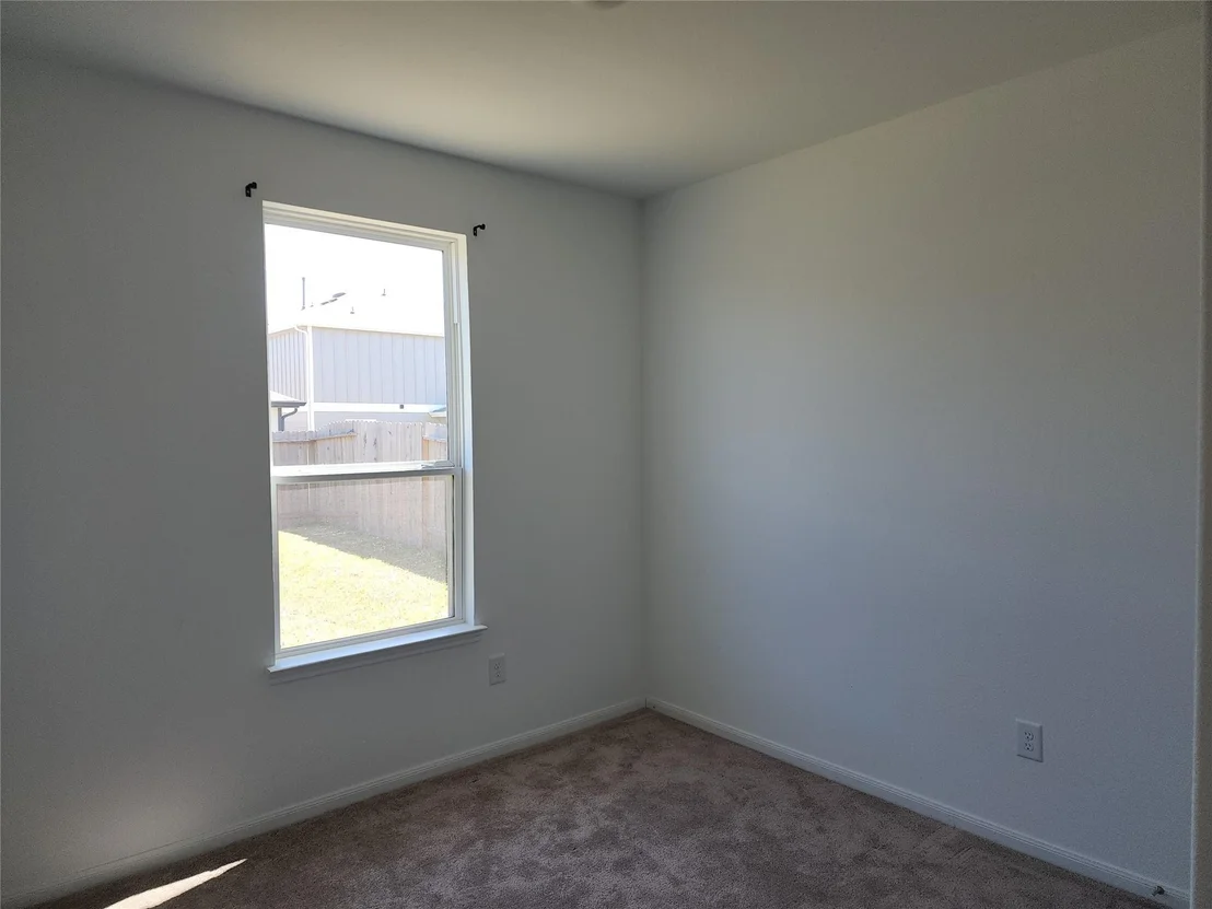Photo of 25812 Hedgerow Drive