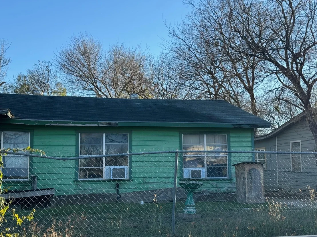 Photo of 614 Sunglo Drive