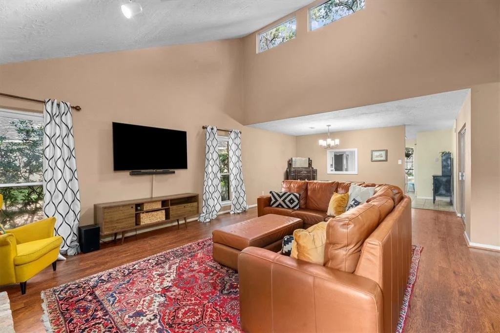 Photo of 4638 Deer Point Drive