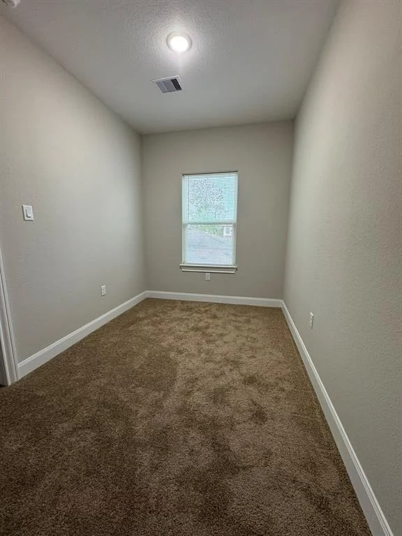Photo of 7919 Fields Street