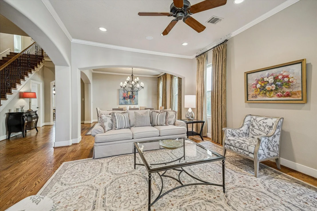 Photo of 2626 Stuart Manor