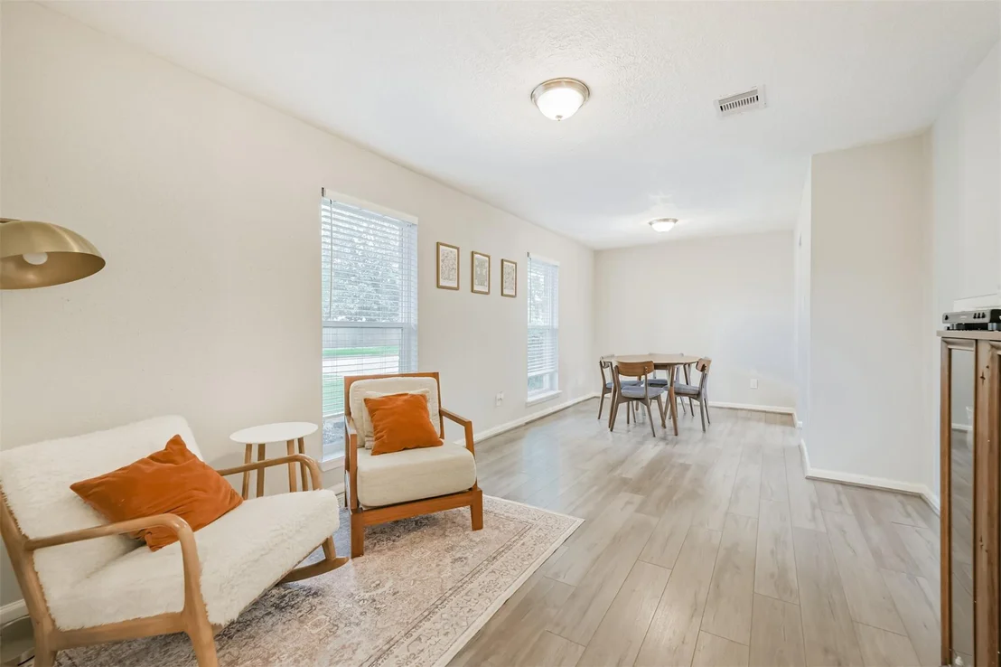 Photo of 5219 Forest Timbers Drive