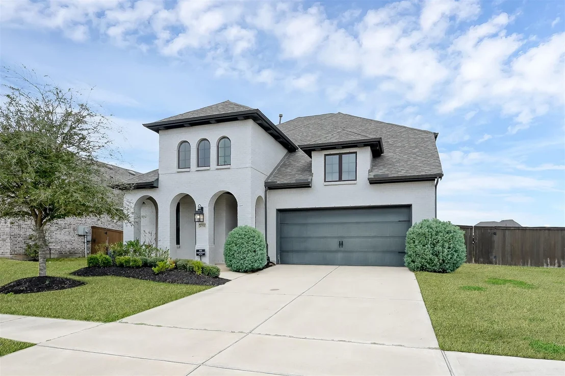 Photo of 6718 Waxbill Road