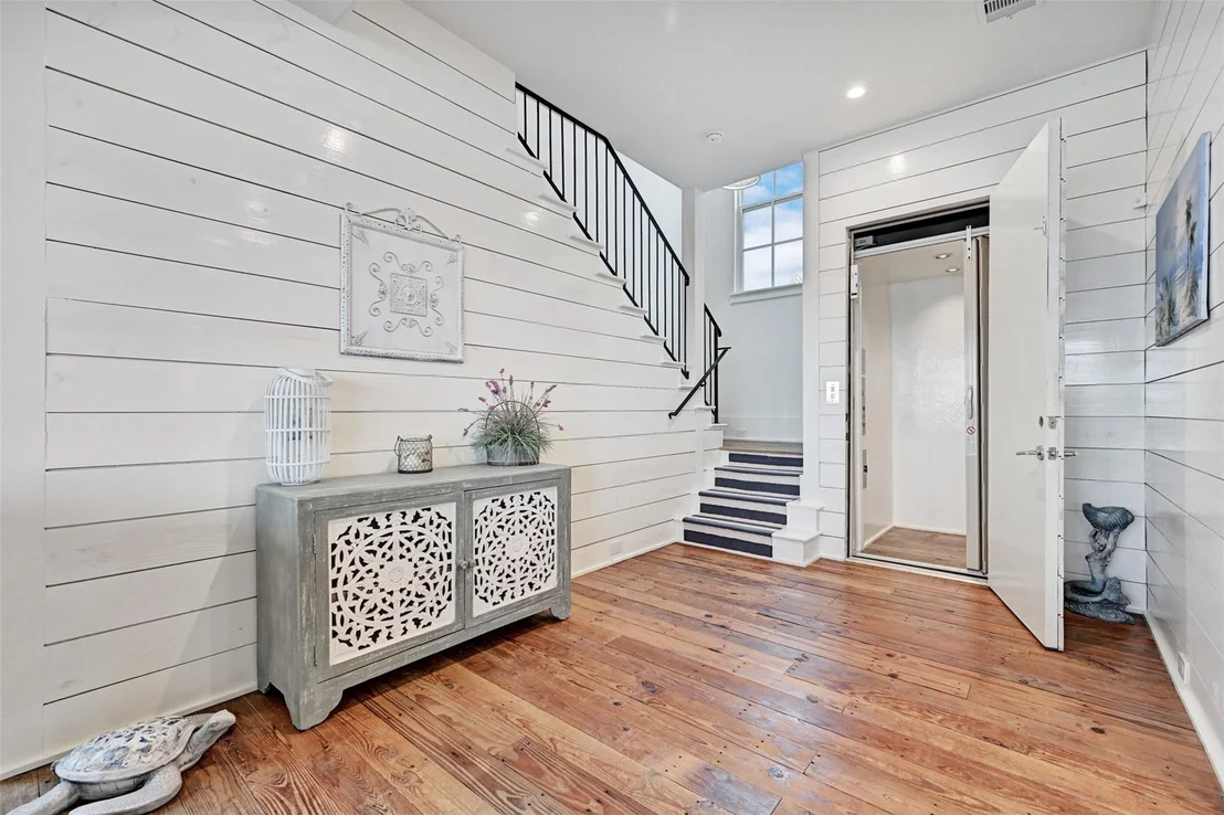 Photo of 17725 Glei