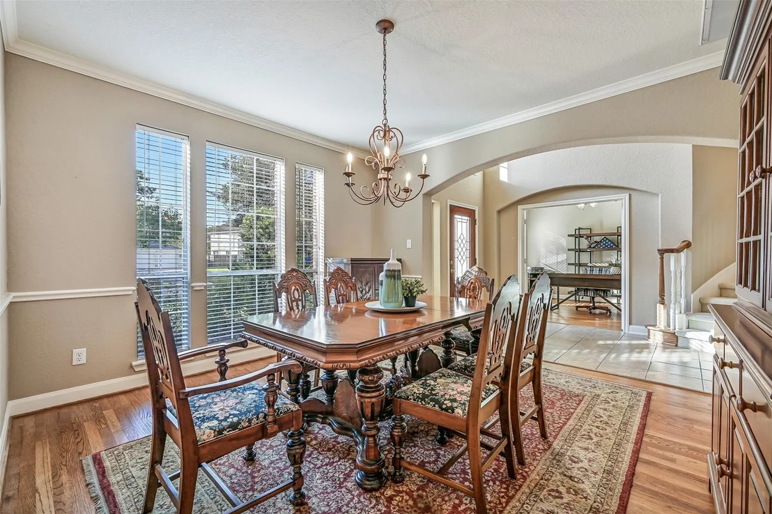 Photo of 1607 Cascade Falls Drive