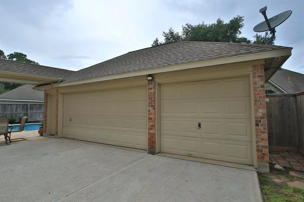 Photo of 1215 Merlins Oaks Drive
