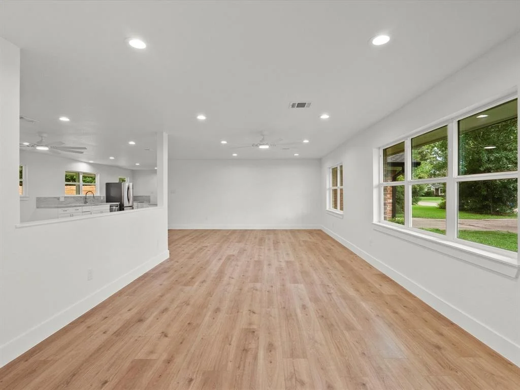 Photo of 219 Drift Wood Drive