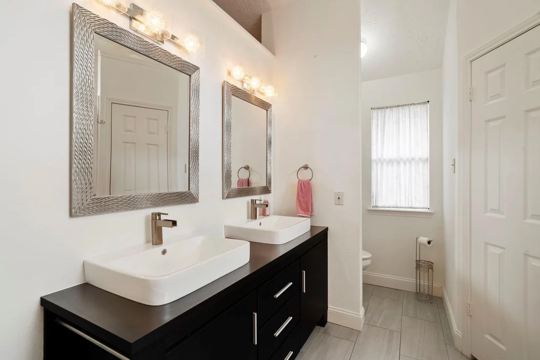 Photo of 2437 Willow Bend Drive