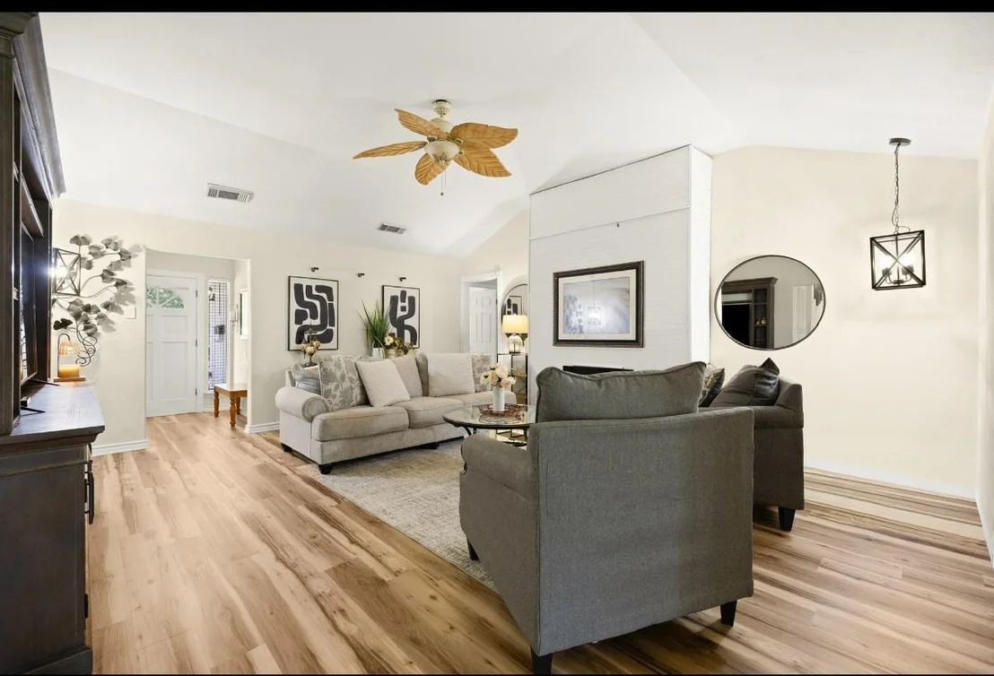 Photo of 7911 Jonquil Drive