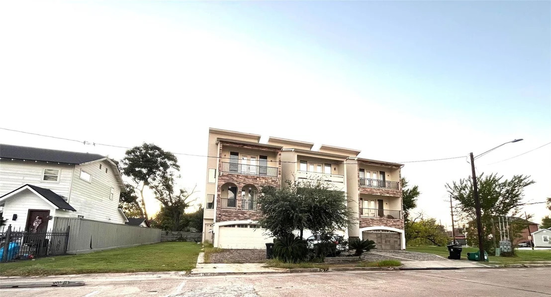 Photo of 1811-A Elysian Street