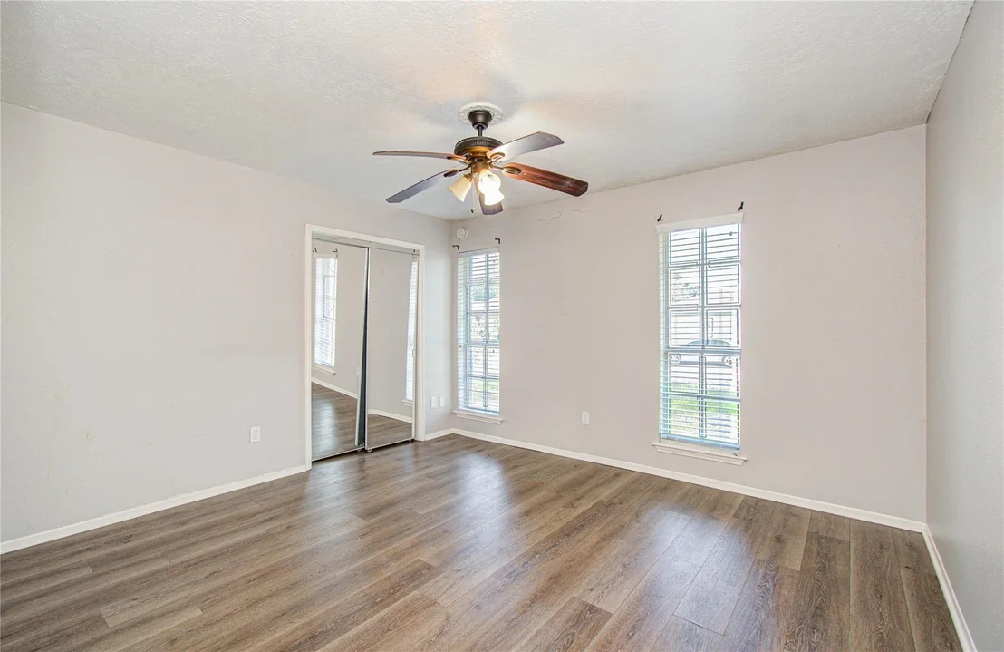 Photo of 9430 Claridge Drive