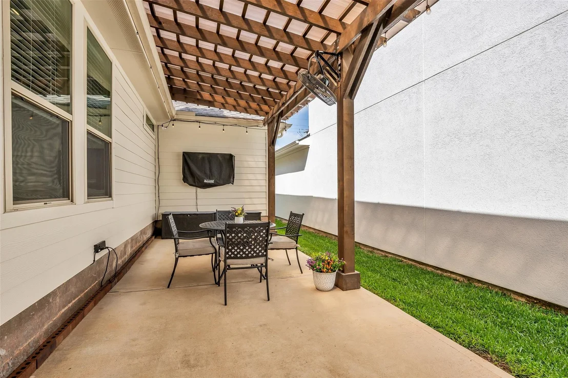 Photo of 2923 Whitman Drive