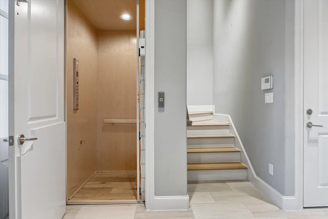 Photo of 3828 Glen Arbor Drive
