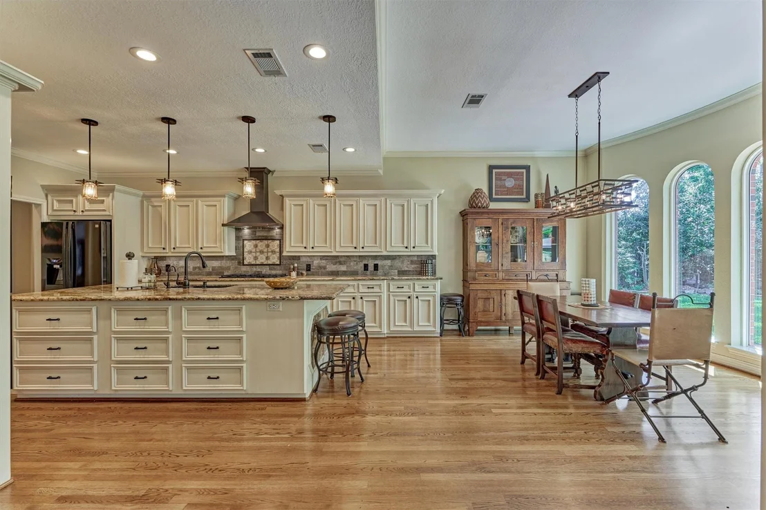 Photo of 150 Lake View Circle