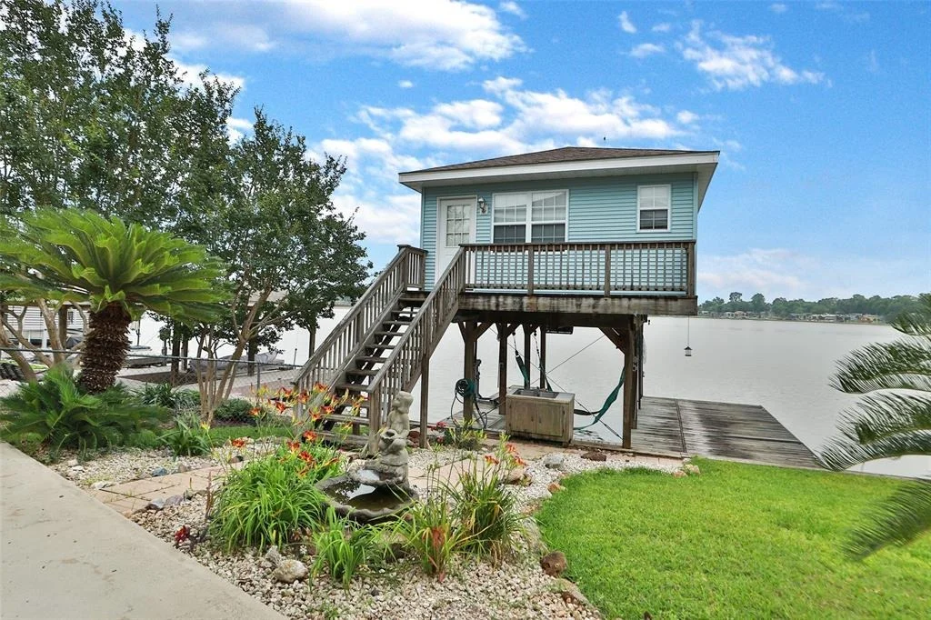 Photo of 12848 Point Drive