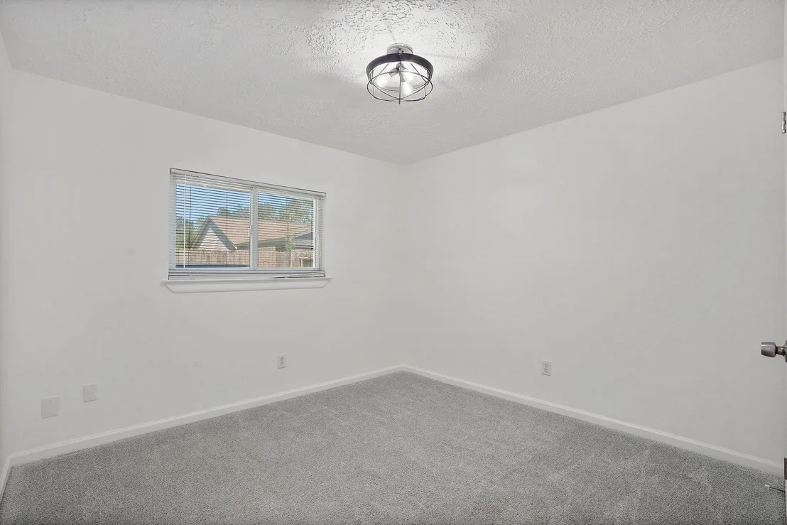 Photo of 9731 Shell Rock Road