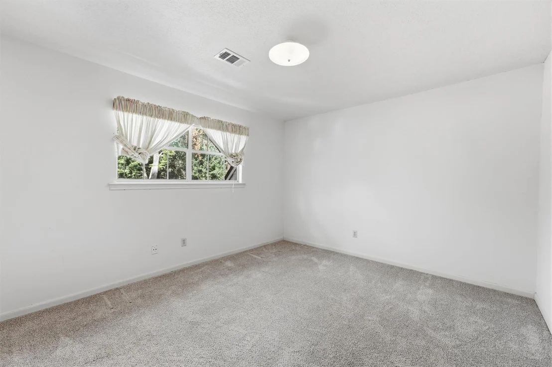 Photo of 16631 Wimbledon Forest Drive