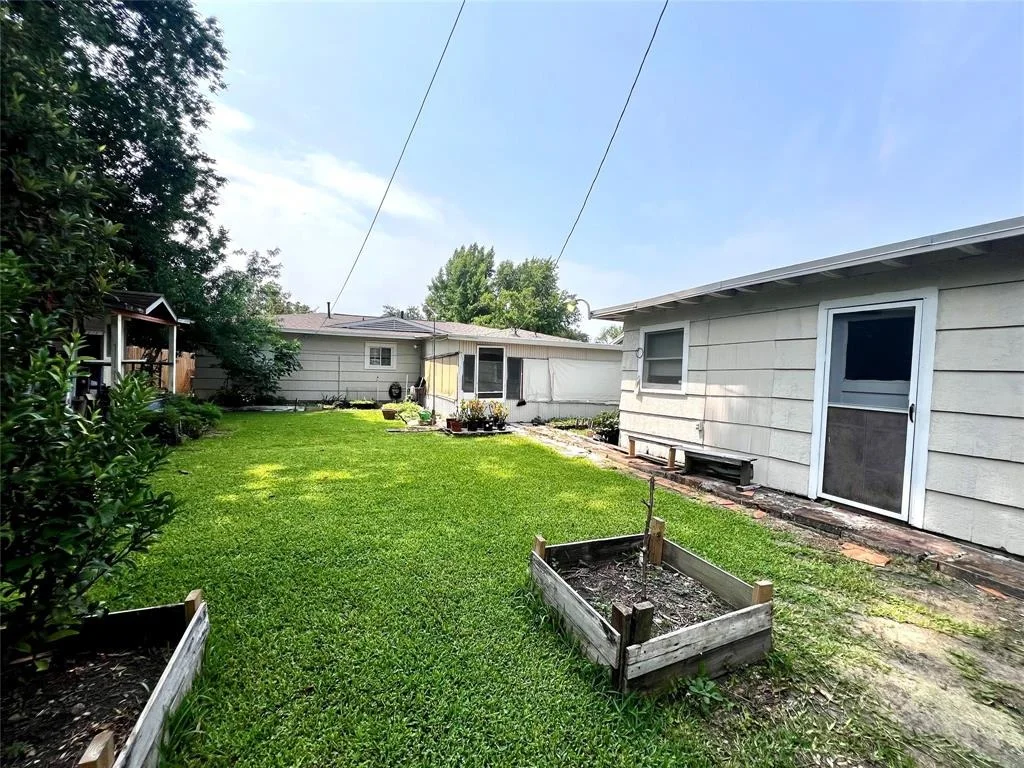 Photo of 7415 Dixie Drive