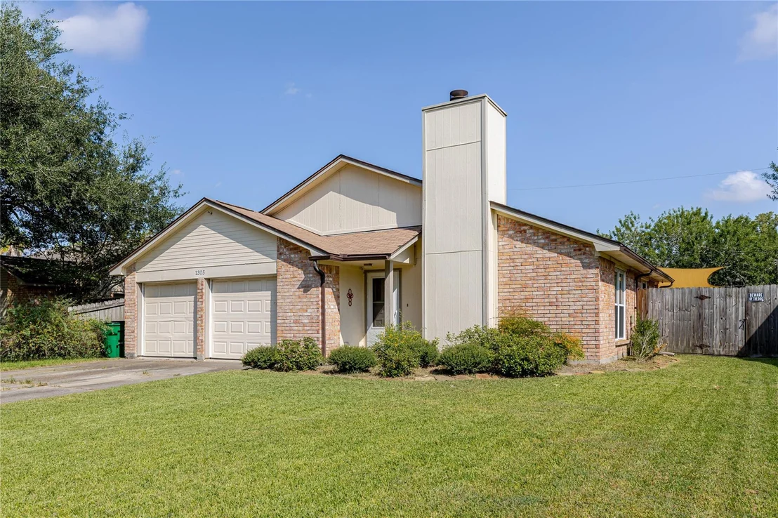Photo of 1305 Glenview Ln