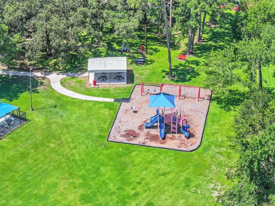 Photo of 502 Dawn Drive