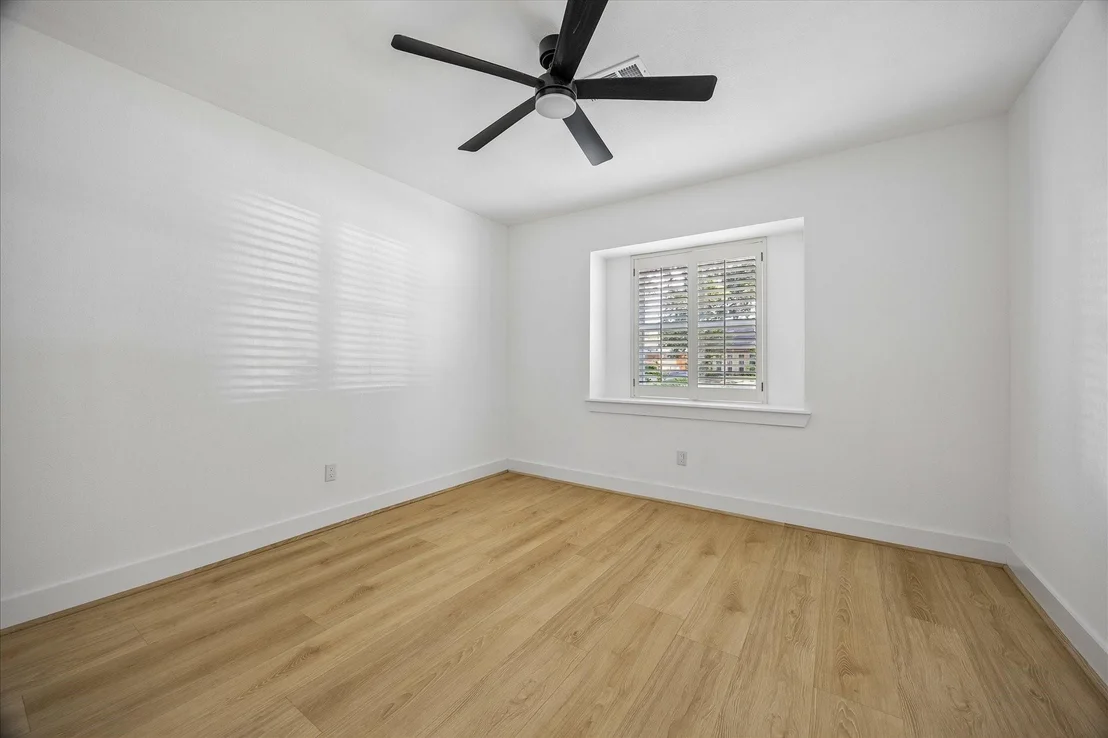 Photo of 6027 Valkeith Drive
