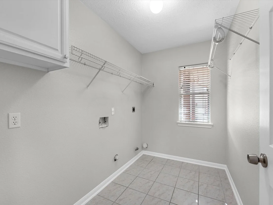 Photo of 3906 Belvoir Park Drive