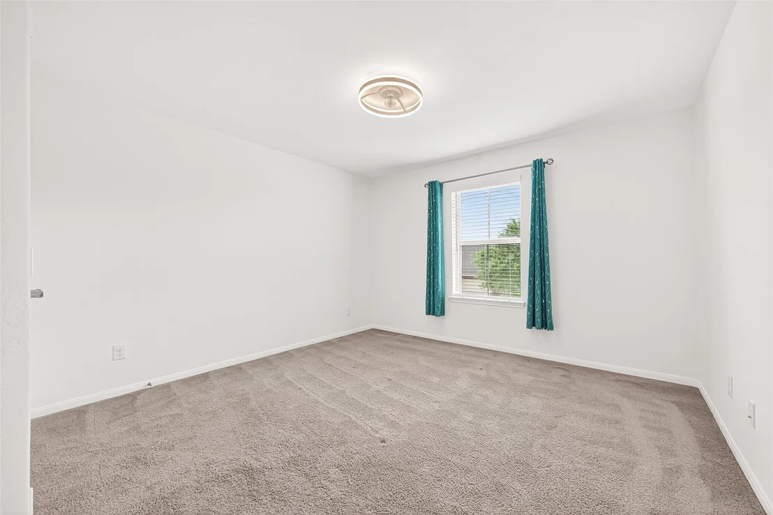 Photo of 95 Rivercove Lane