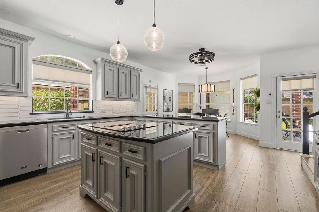 Photo of 6835 Cherry Hills Road