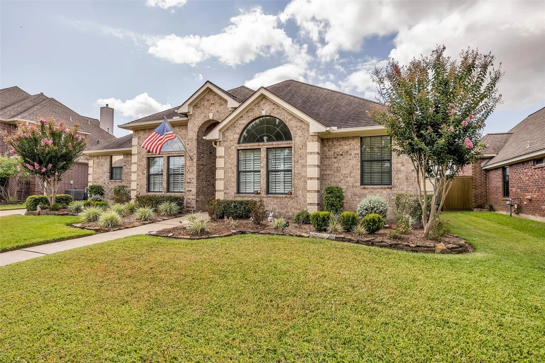 Photo of 1813 Mesa Verde Drive