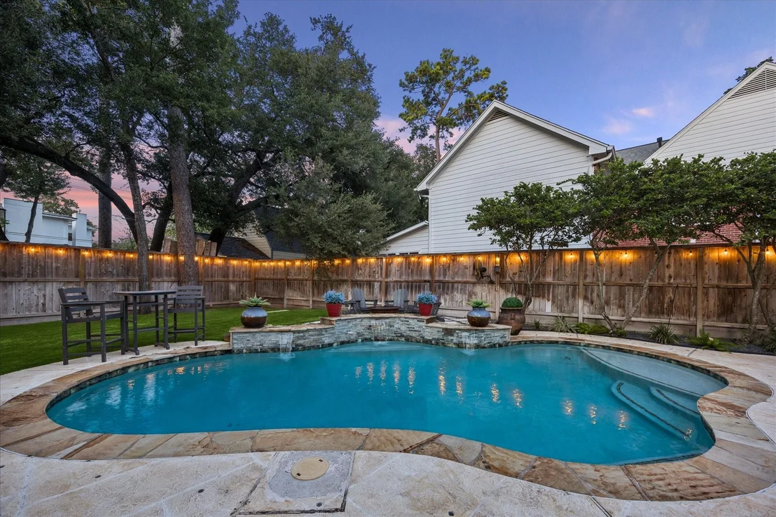 Photo of 8511 Cedarbrake Drive