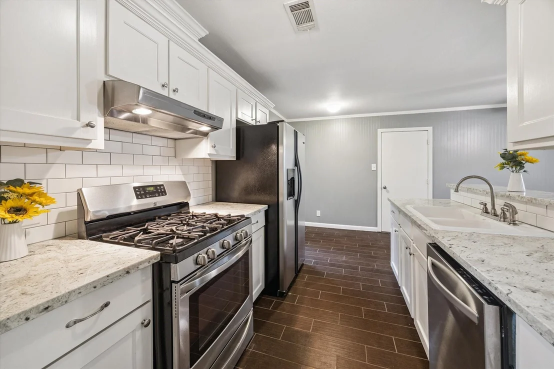 Photo of 5317 Viking Drive